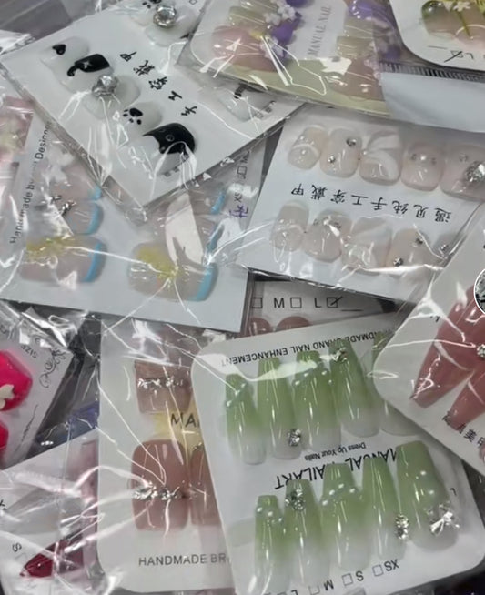 Nails Live Claim
