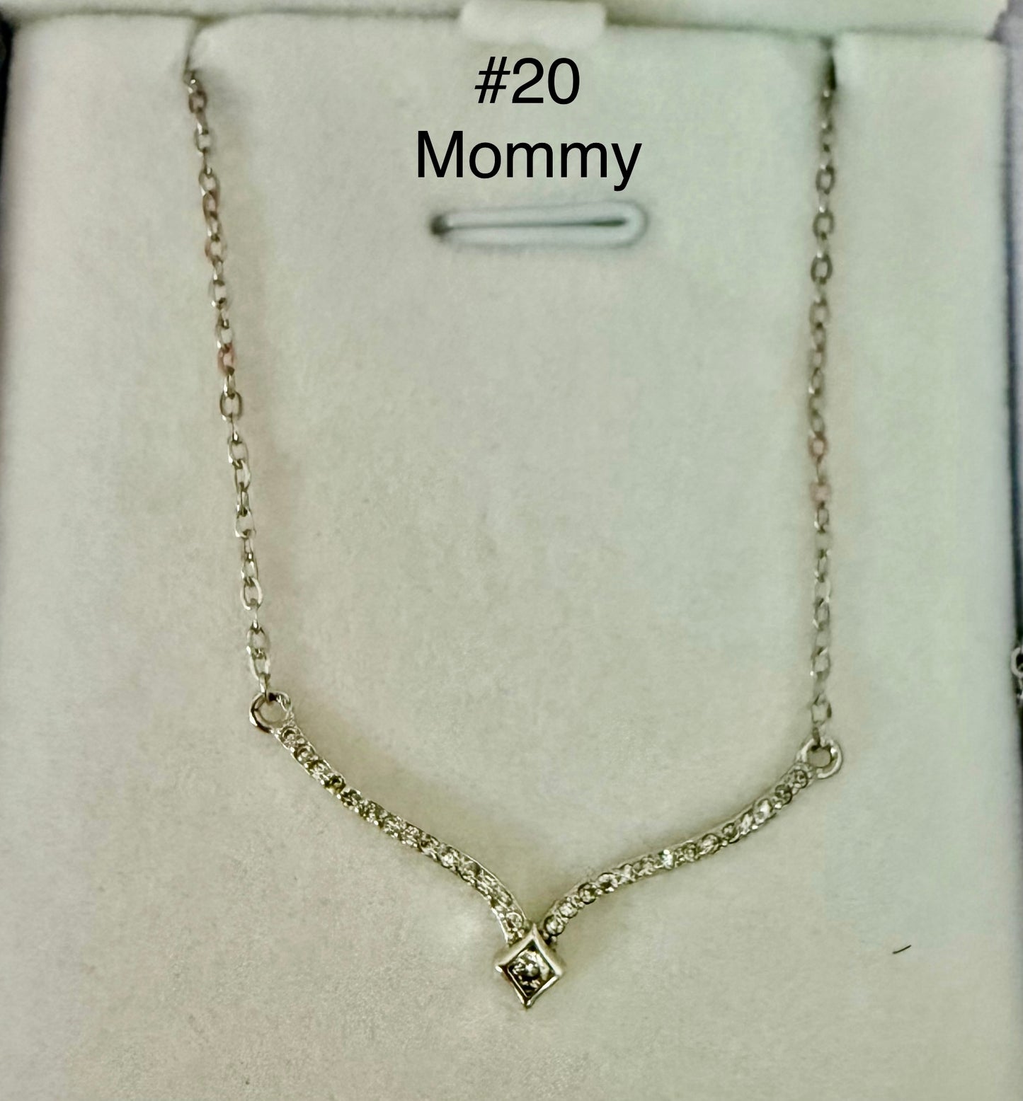 “Mommy & Me” Reveal - Adult & Child Matching Necklaces